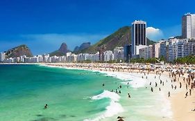 Apartamento à 3 minutos do palco principal do Revéillon de Copacabana